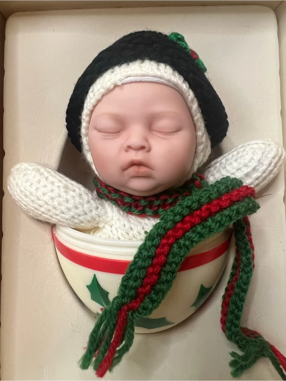 Anne Geddes snowbaby snow man doll in egg